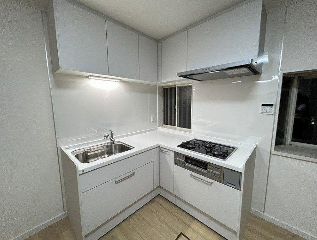横浜市緑区三保町 中古戸建て【仲介手数料無料】のキッチン