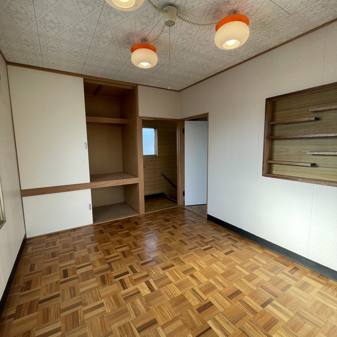 伊達市長和町501-45、42　中古住宅の洋室