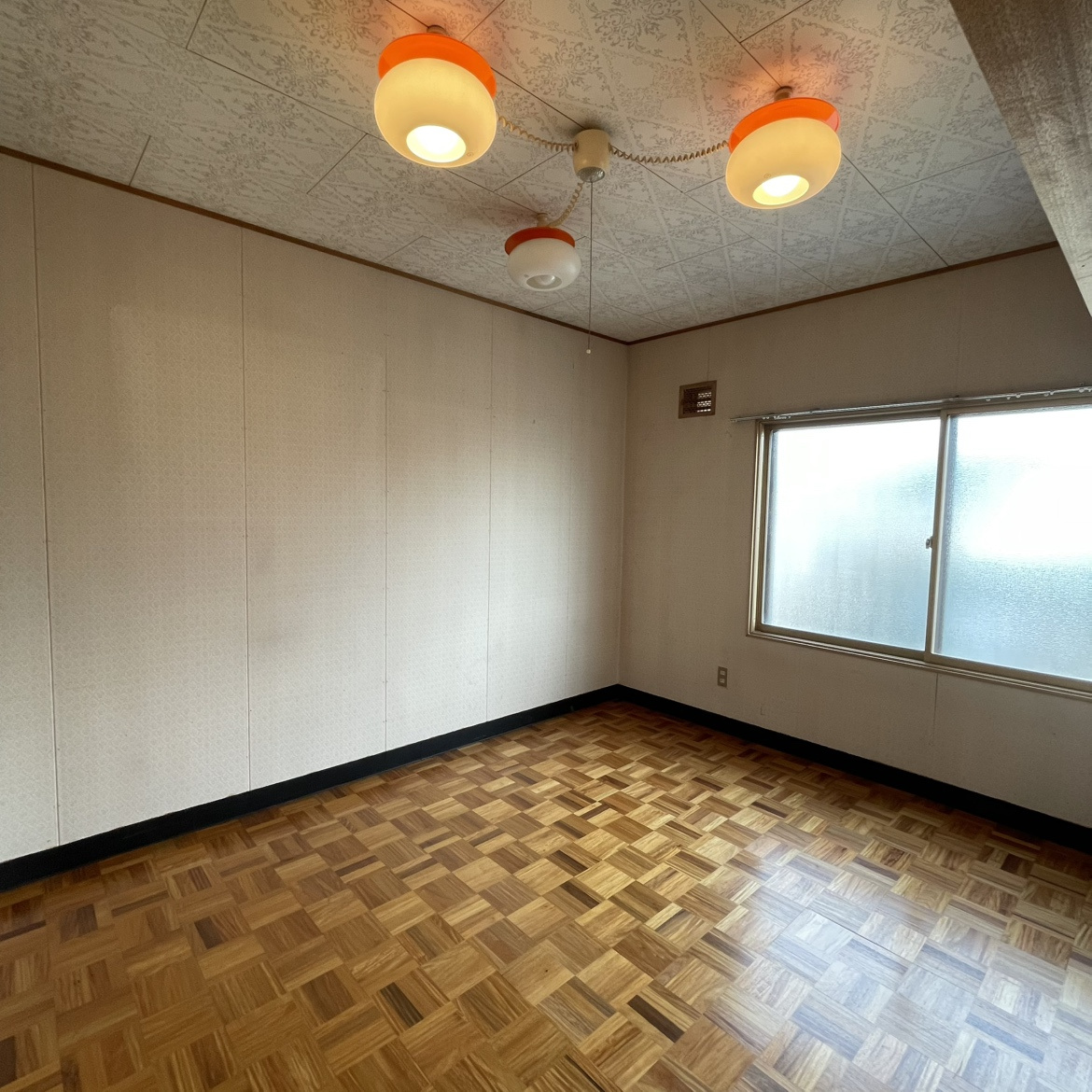 伊達市長和町501-45、42　中古住宅の洋室