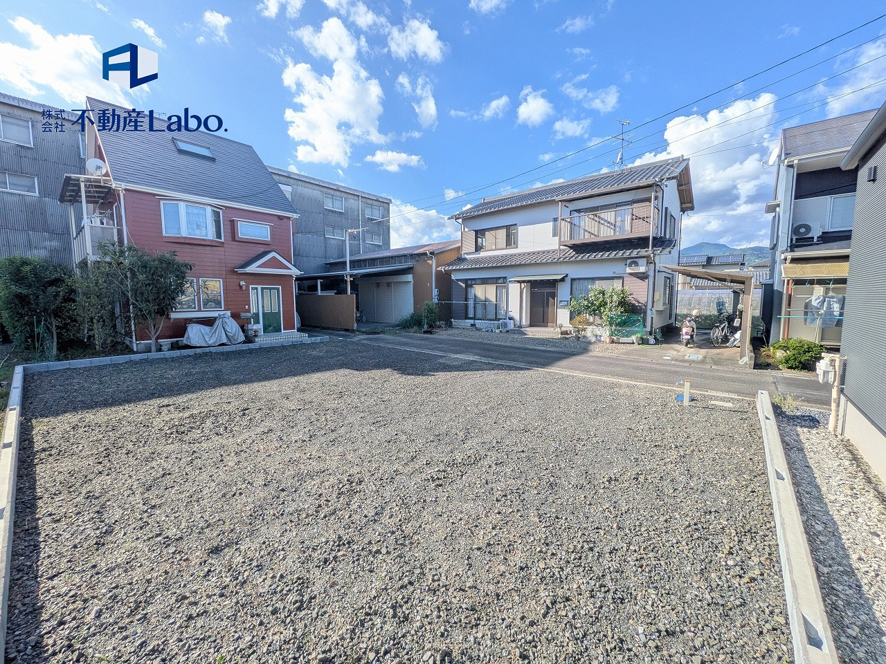 清水区北脇新田14期　全1棟の外観|●ウォークインクローゼット● 単なる収納を超えて「暮らしの質」をぐっと高めてくれる空間です。見た目のすっきり間だけでなく、日々の導線や気分も高めてくれます♪
