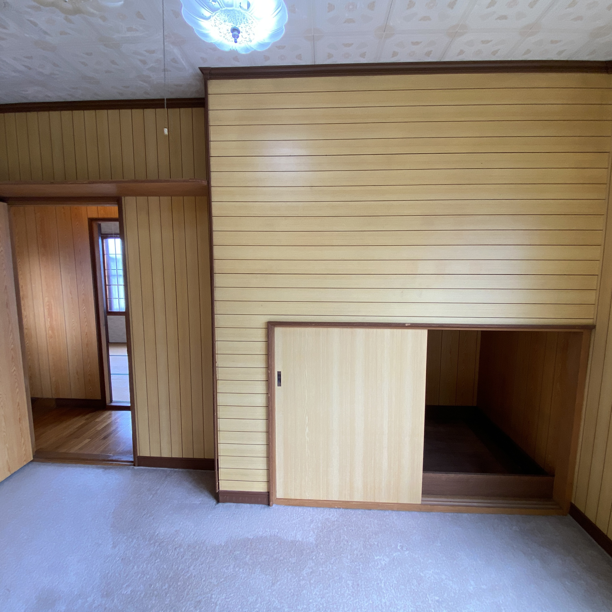 室蘭市高砂町1丁目24-3　中古住宅の洋室