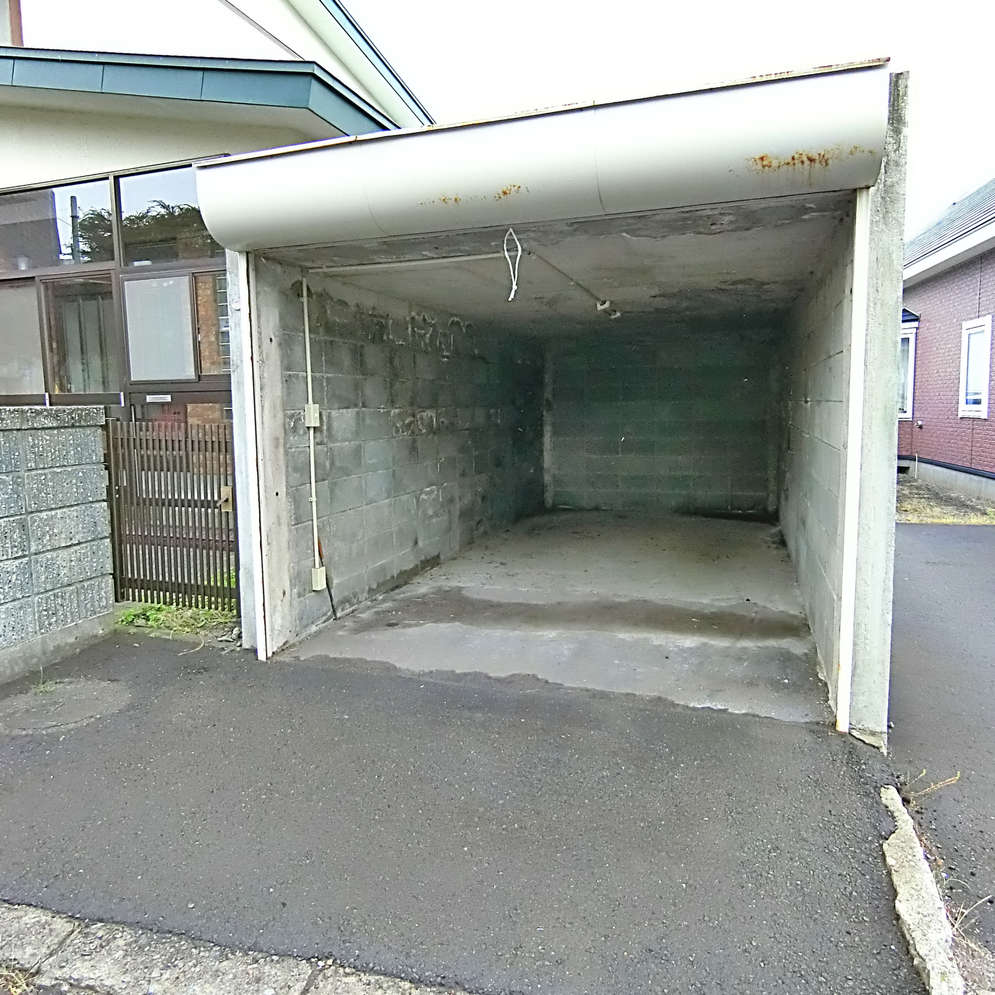 室蘭市白鳥台2丁目32-11　中古住宅のその他共用部分
