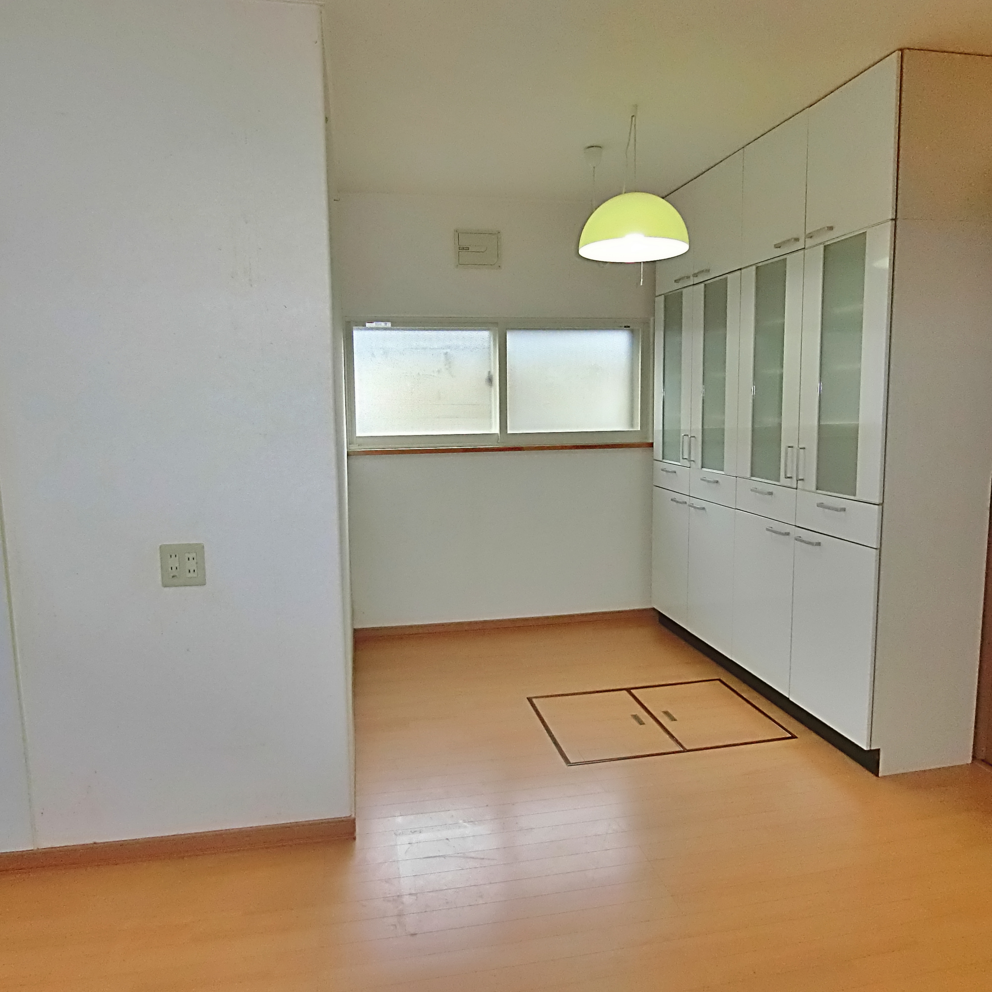 室蘭市白鳥台2丁目32-11　中古住宅のキッチン