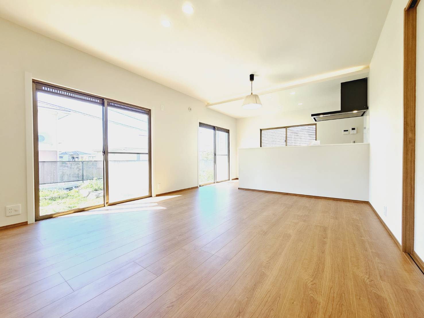 南落合１丁目戸建の居間・リビング