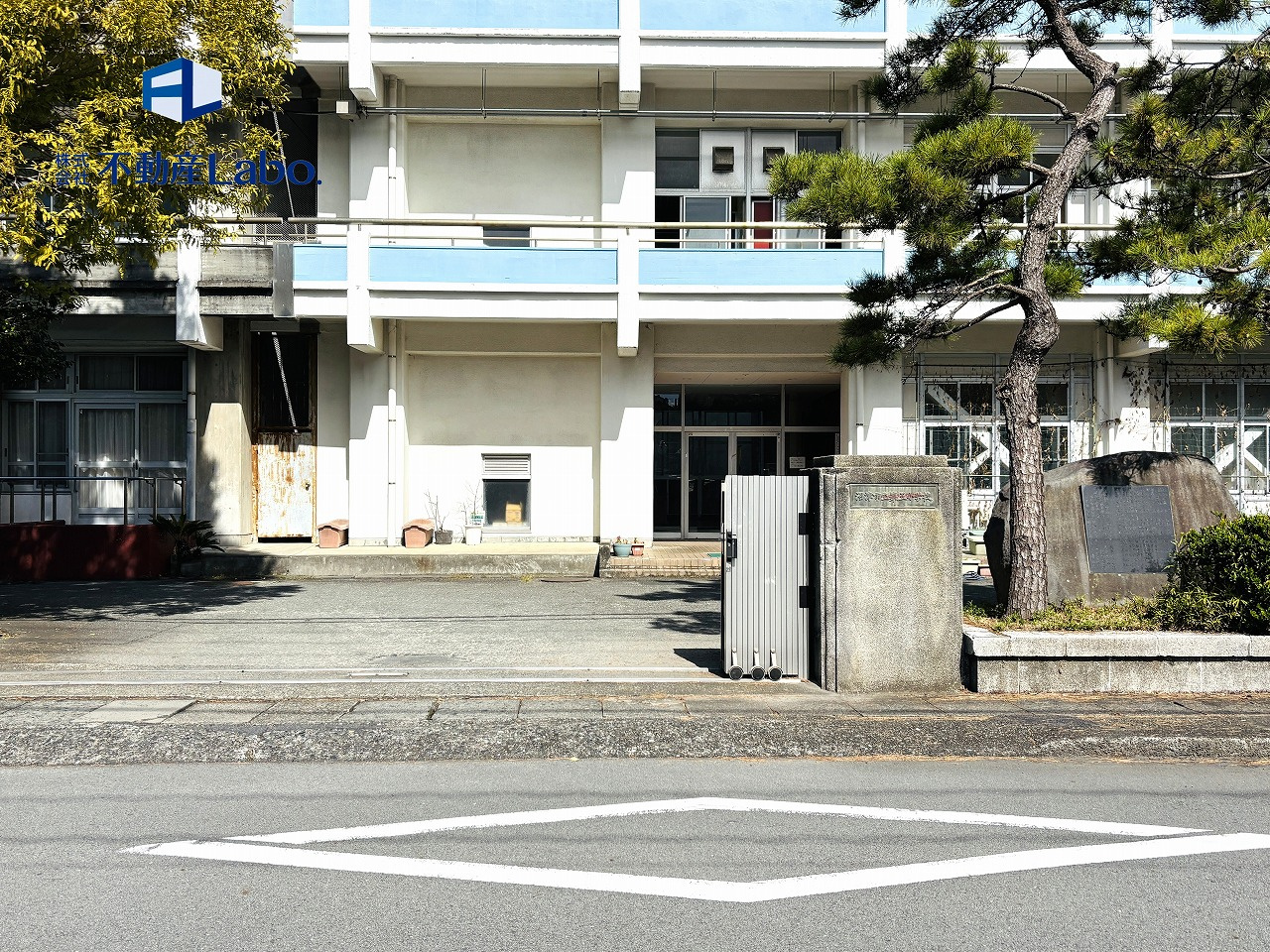 リーブルガーデン　沼津市日の出町　全1棟の間取り|南側にスペースを確保することによって採光も確保できる設計となっております。