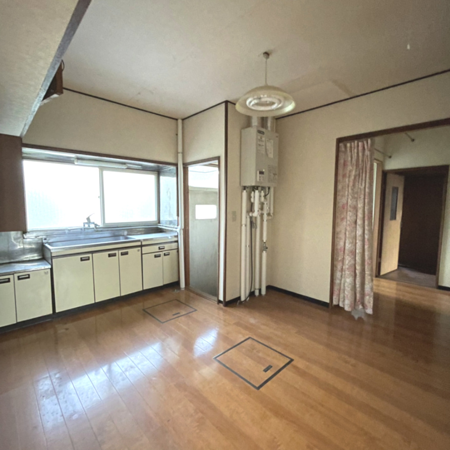 登別市富士町5丁目8-1　平屋中古住宅のキッチン