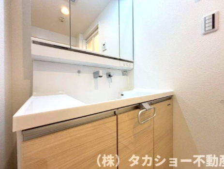 モアクレスト千葉　A棟の独立洗面台