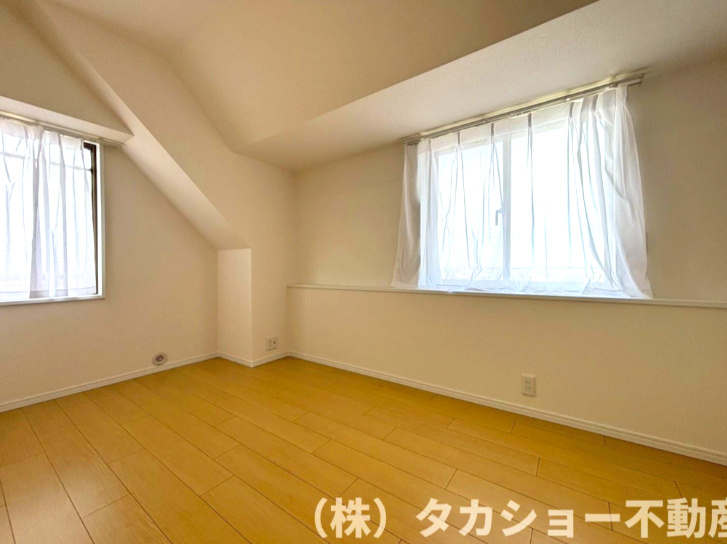 モアクレスト千葉　A棟の寝室