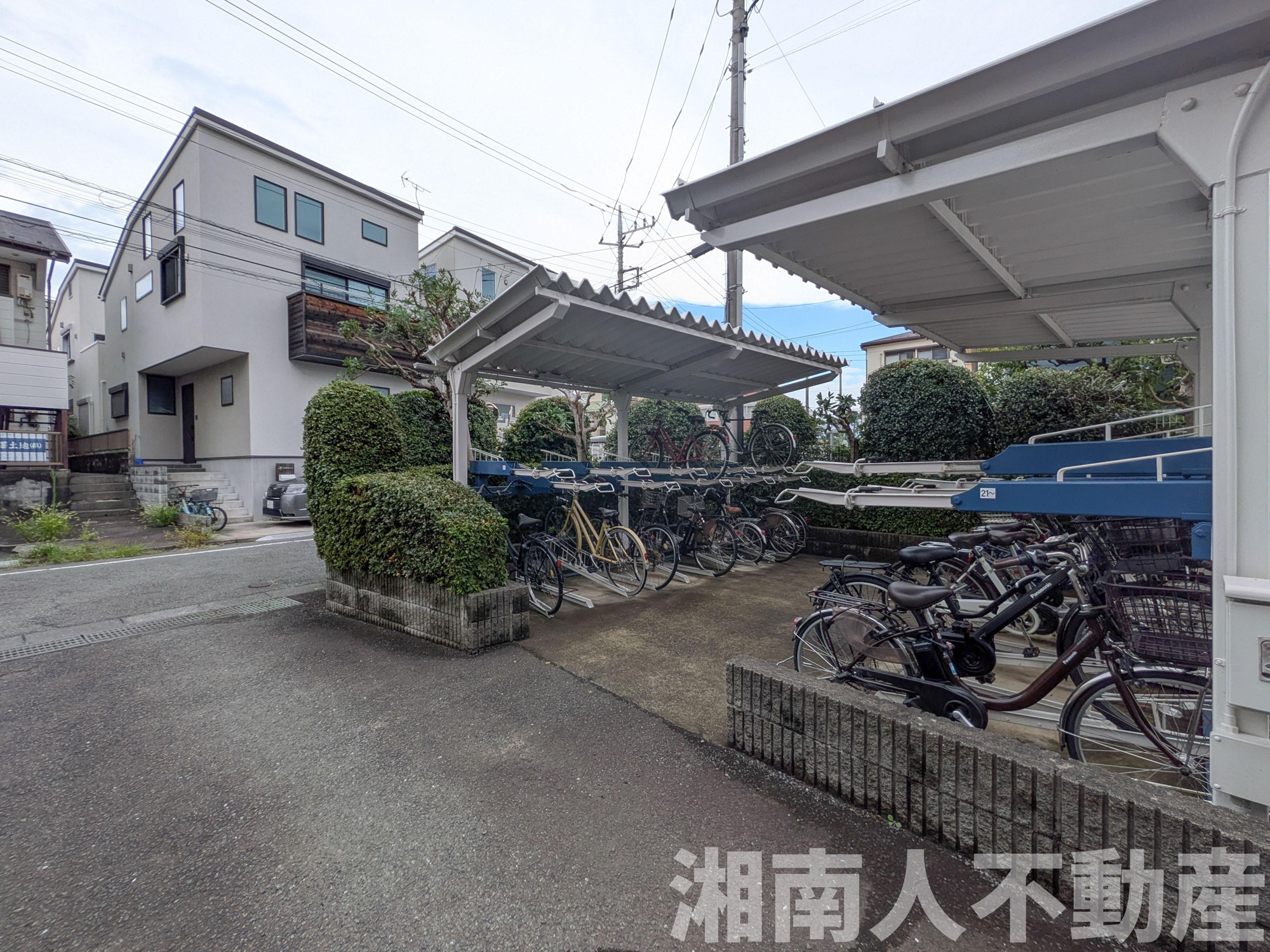 ライオンズマンション藤沢弥勒寺の駐輪場