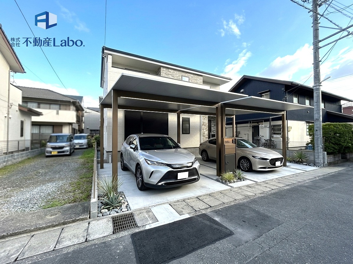 ケイアイグレイス　駿河区曲金2期　全1棟のその他|●外構CG● 外観写真のカーポート、車はCGでイメージとなります。別途、追加工事でカーポートの設置も可能です♪