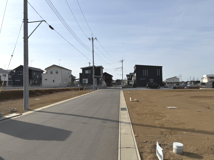坂東市辺田　前面道路は6ｍです。