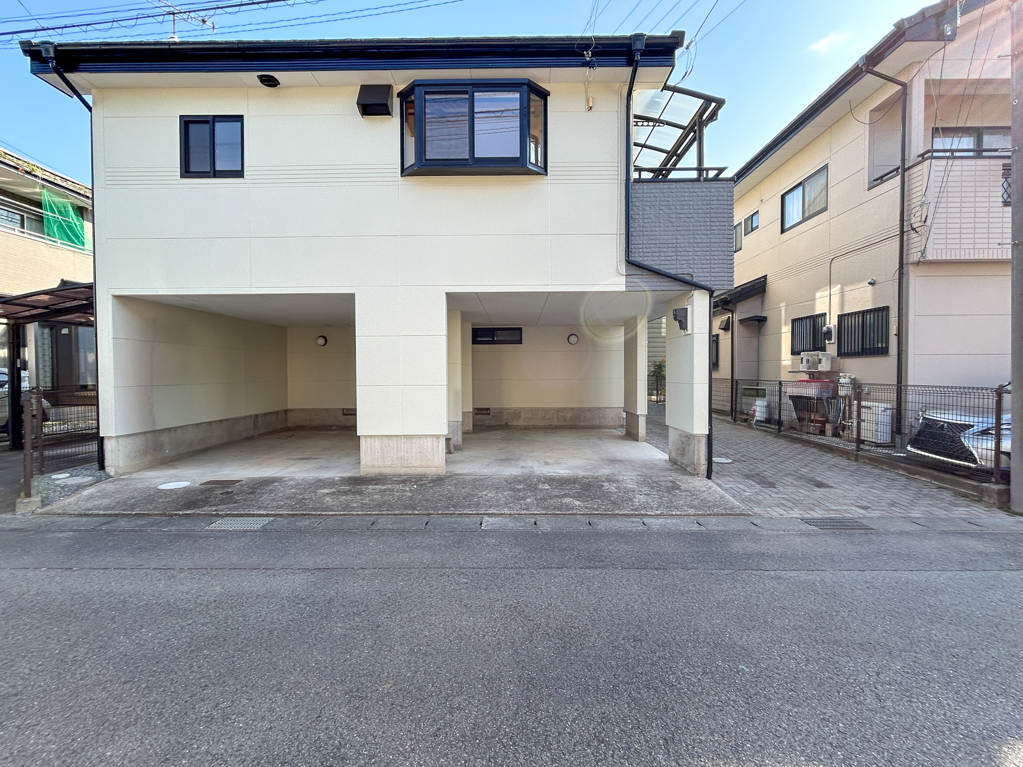 前橋市箱田町　中古物件の駐車場|駐車場は全面アスファルト施工済みでお手入れ不要です(^^♪