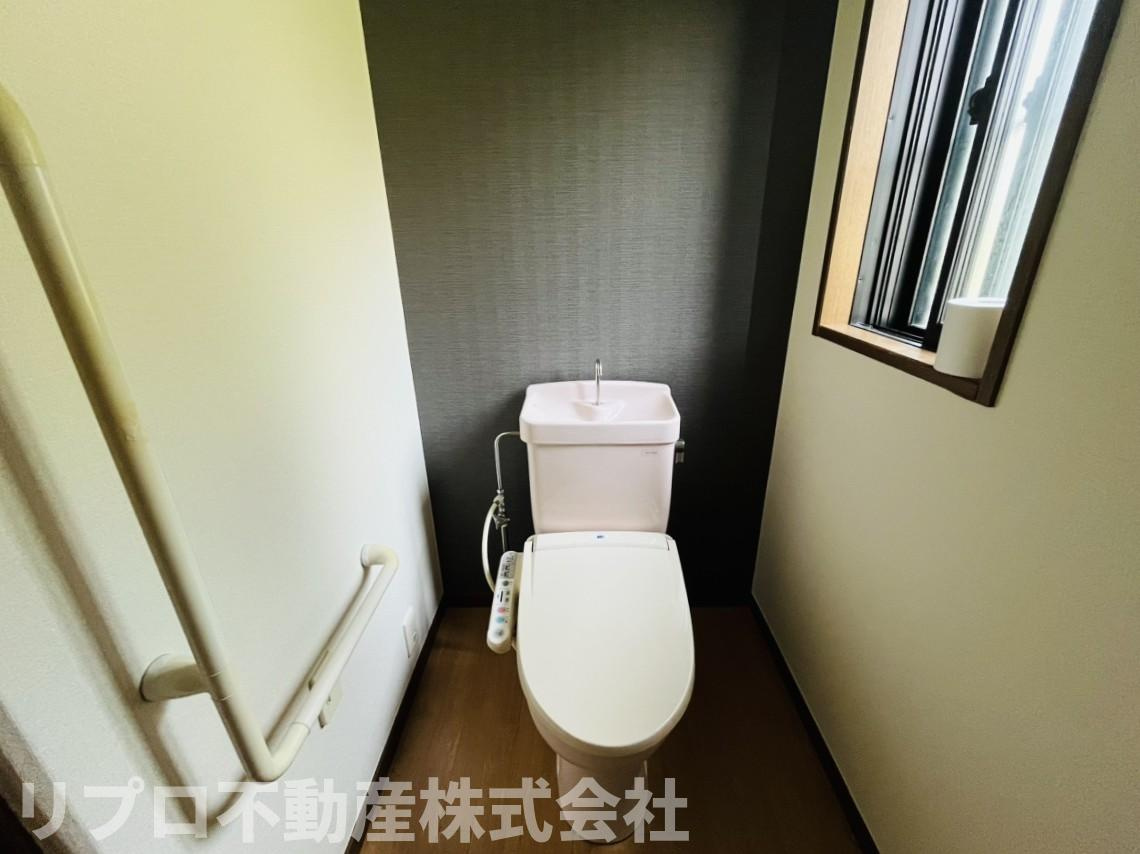 野田市木野崎戸建のトイレ|トイレもクロス交換済みです♪