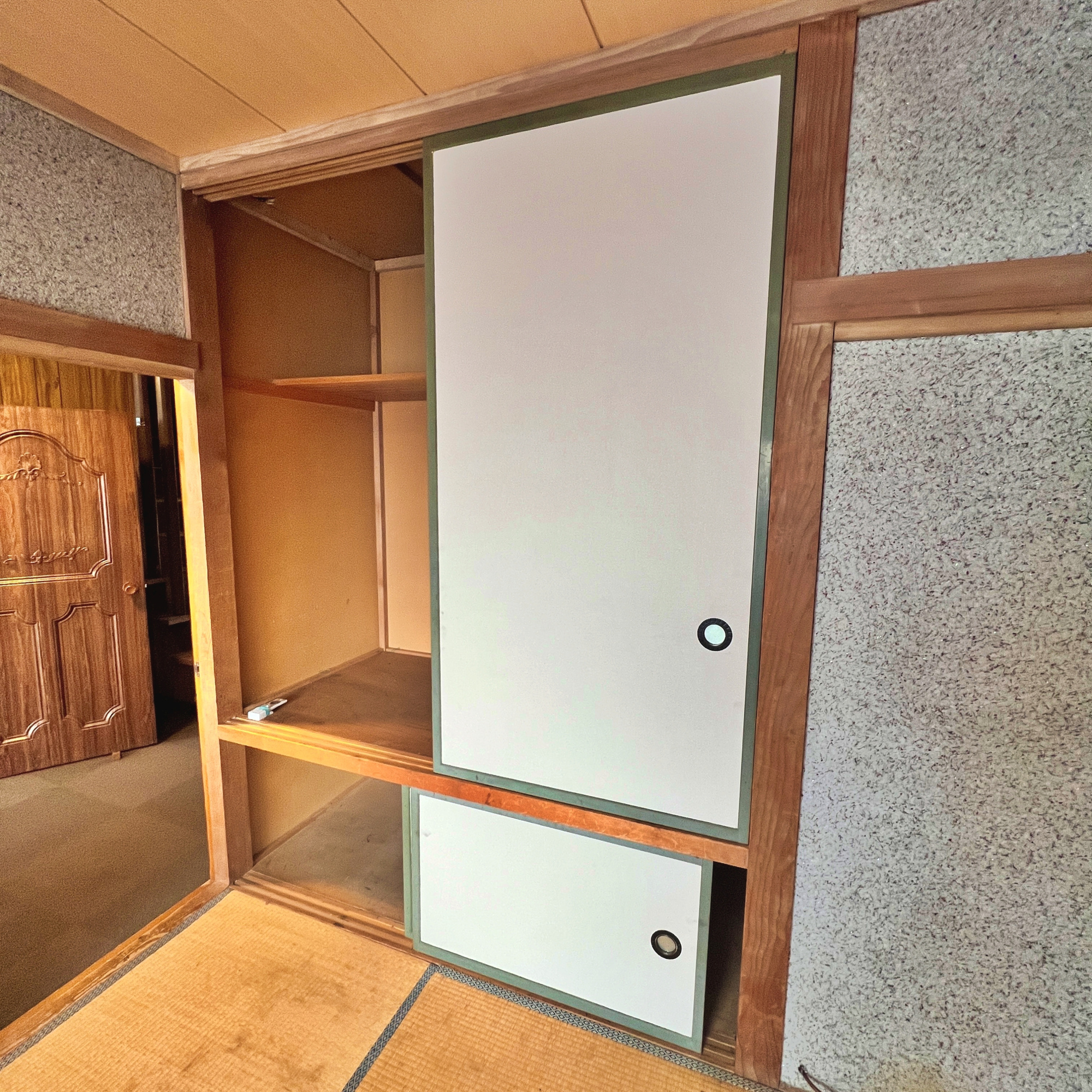 室蘭市白鳥台2丁目44-9　収益戸建の収納