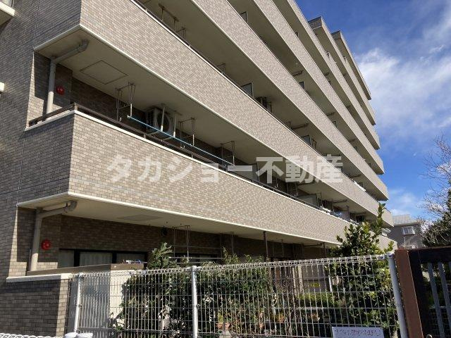ライオンズマンション千葉山王の外観