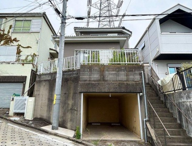 横浜市磯子区栗木２丁目 中古戸建て【仲介手数料無料】の外観