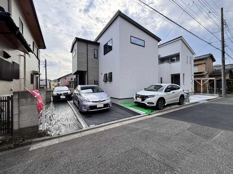 駐車最大3台以上可能（車種・停め方による）
