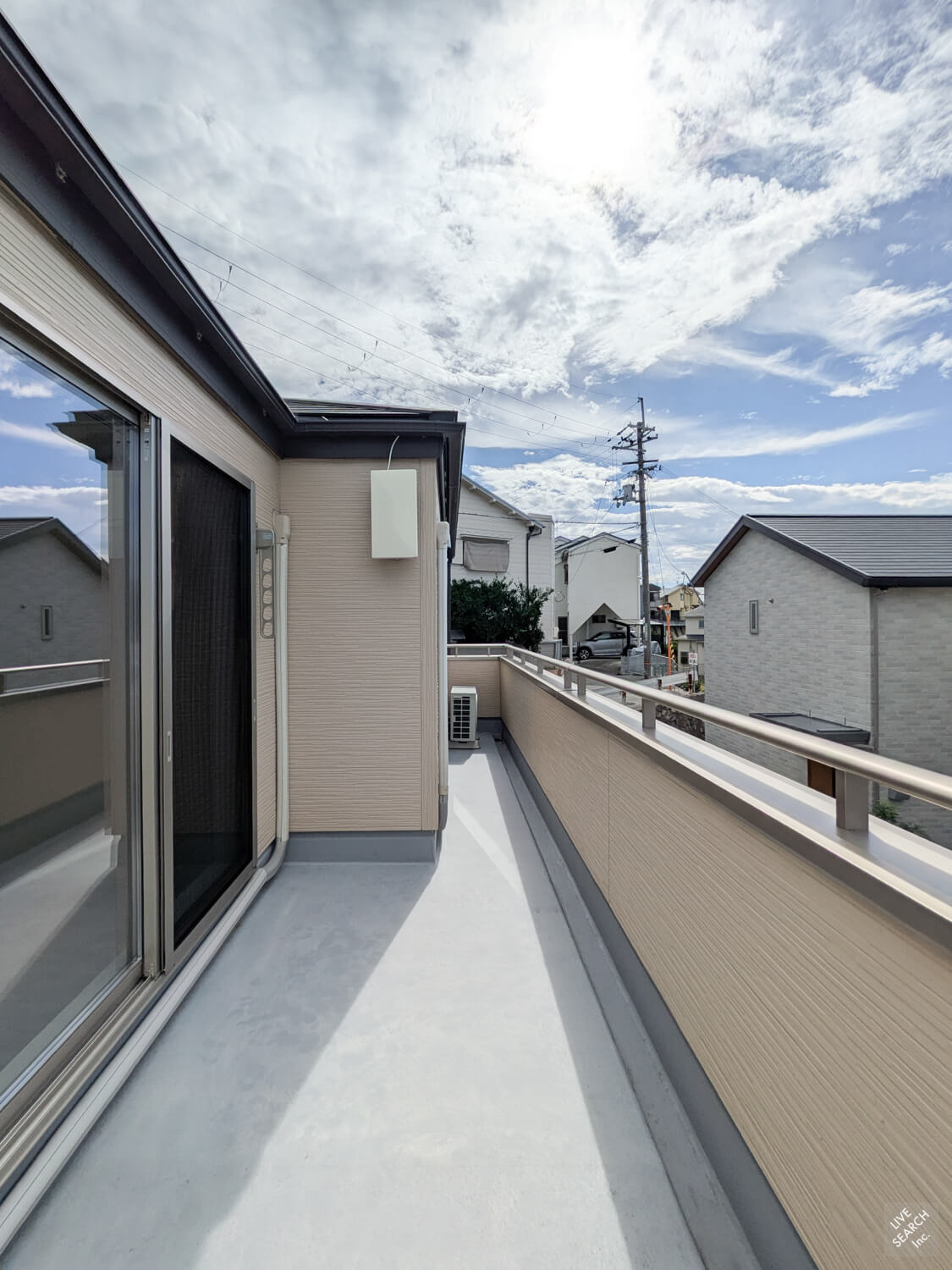 豊中市上野西３丁目 戸建てのバルコニー