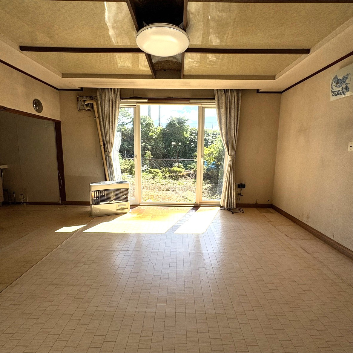 登別市桜木町1丁目16-2　中古住宅の居間・リビング