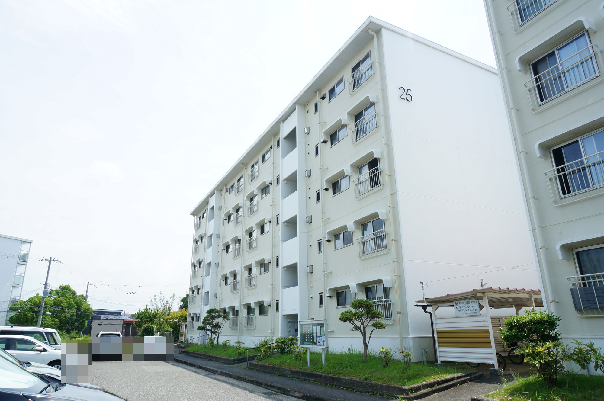 名谷6団地25号棟の外観