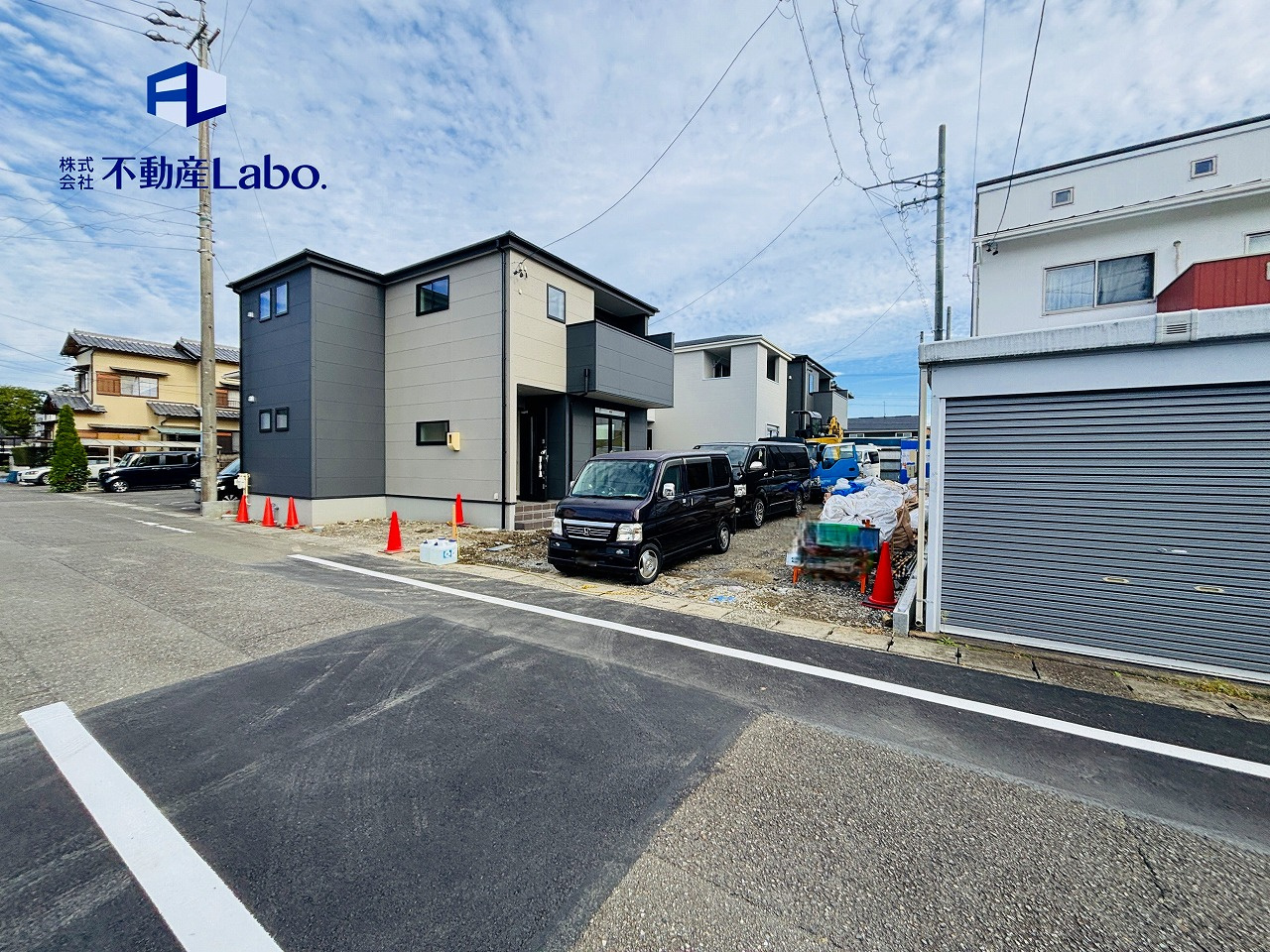 リーブルガーデン　駿河区下川原1丁目2期　～全3棟～の外観|～本日ご見学が可能です～ 土日祝日はもちろん、平日のお仕事終わりのお時間でもご見学可能です♪ 未完成のため近隣にある同仕様モデルハウスの内覧も可能です！ お問い合わせは054-291-5201まで♪
