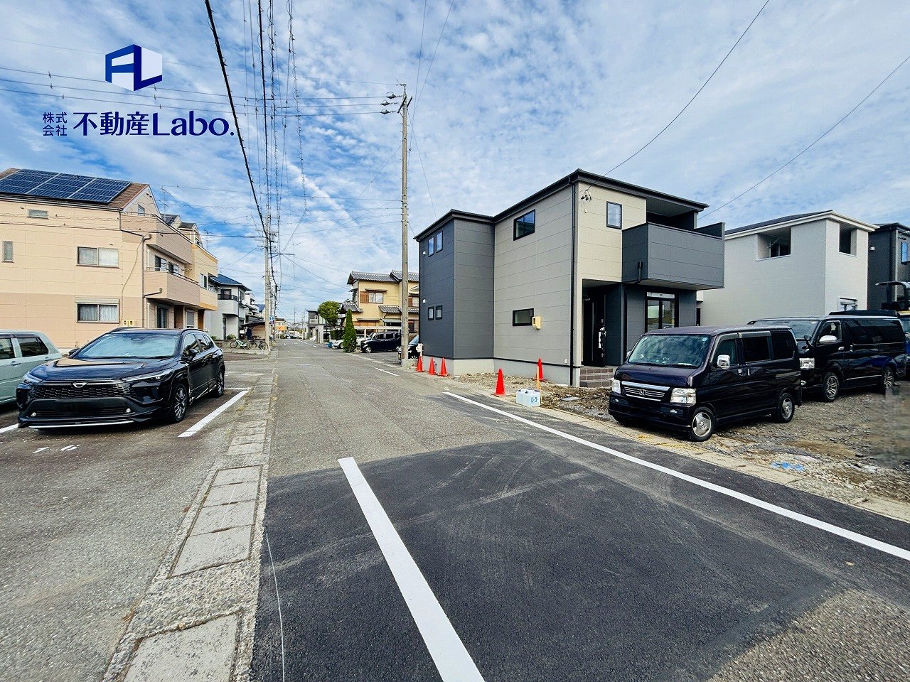 リーブルガーデン　駿河区下川原1丁目2期　～全3棟～の前面道路含む現地写真|●駐車スペース●
２台以上駐車可能♪♪
