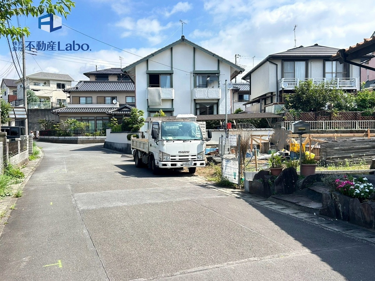 クレイドルガーデン　富士市厚原第18　全1棟の前面道路含む現地写真