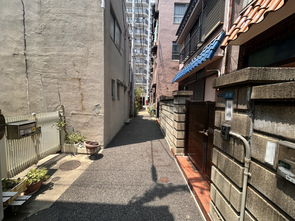 兵庫区下沢通1丁目中古戸建の前面道路含む現地写真