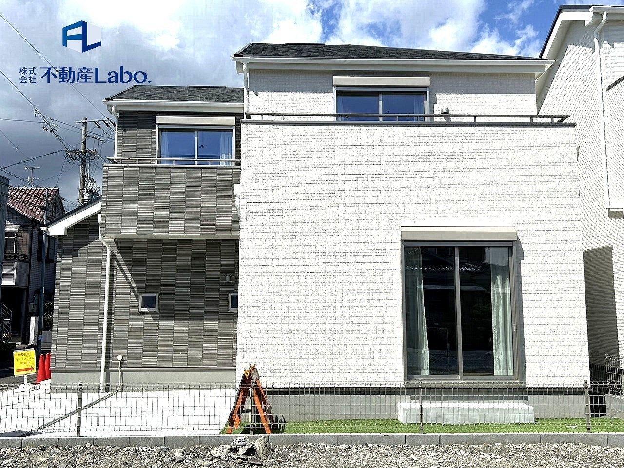 ハートフルタウン　葵区田町7期の外観|〈C号棟〉
リビングから出れるテラスは庭スペースがございます♪