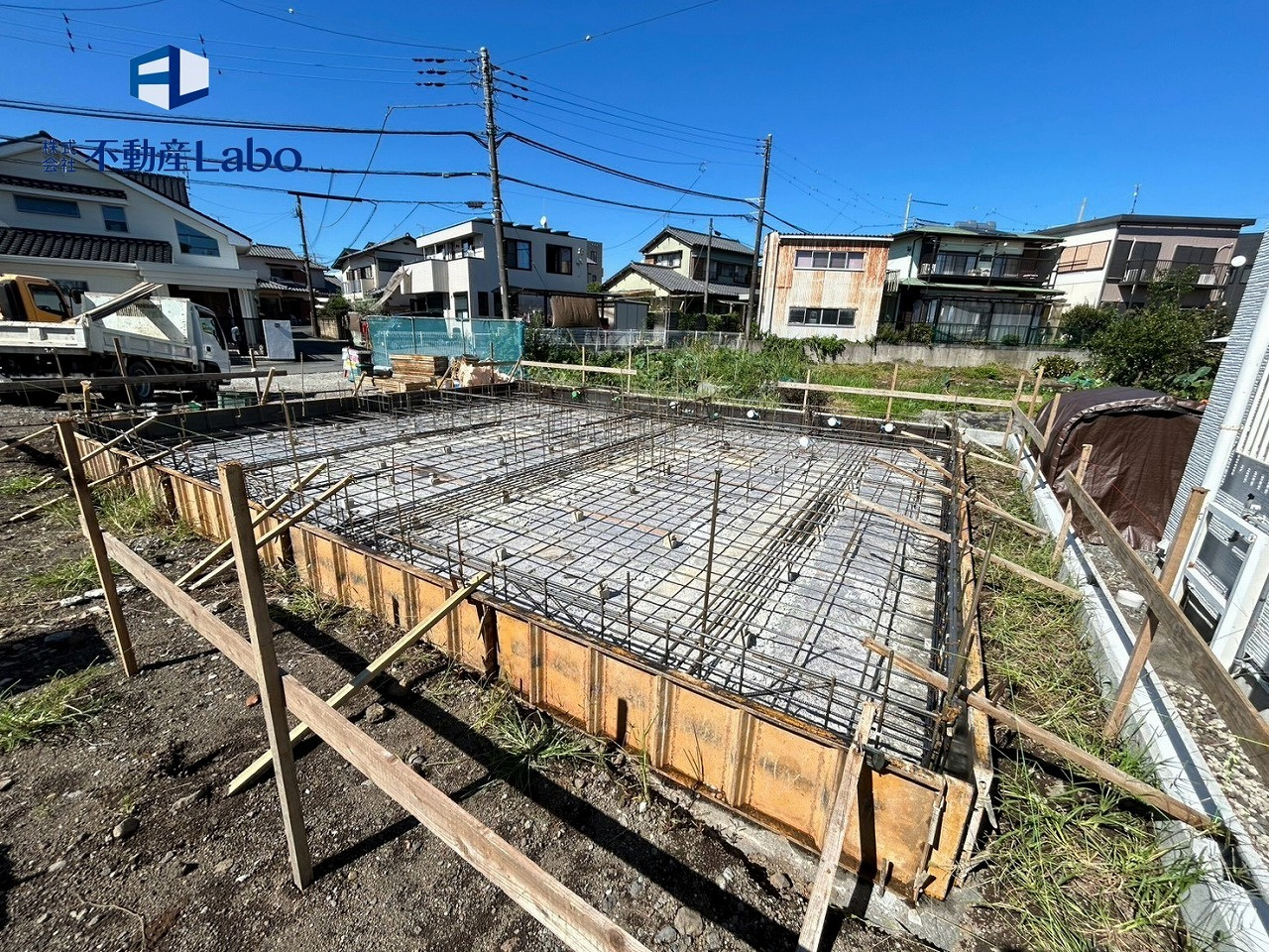 リーブルガーデン　富士市今泉2期　全2棟の前面道路含む現地写真|スーパー、コンビニなどの商業施設まで徒歩９分圏内♪