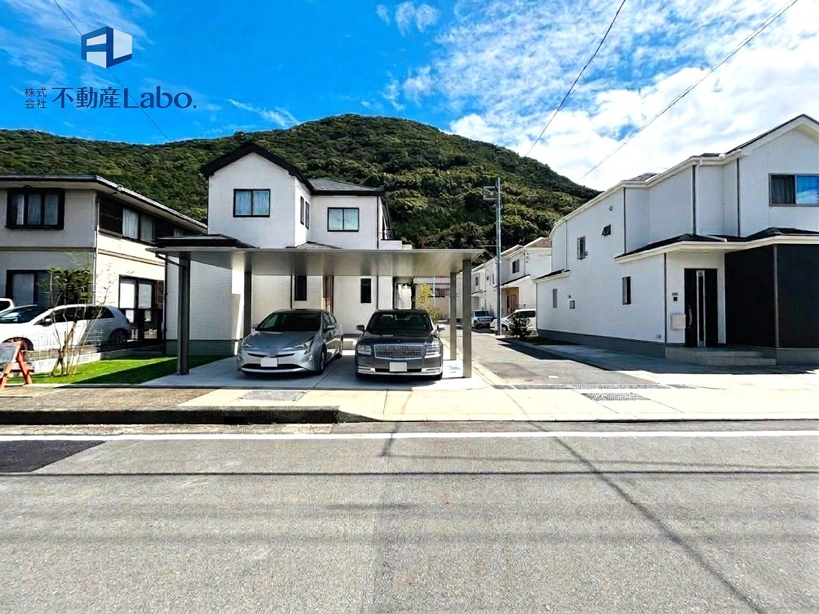 ハートフルタウン　沼津市下香貫2092番　のその他|●外構CG● 外観写真のカーポート、車はCGでイメージとなります。別途、追加工事でカーポートの設置も可能です♪