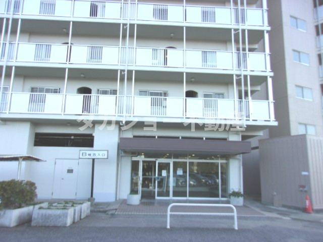 千葉ガーデンタウンB棟のエントランス|建物の内部です