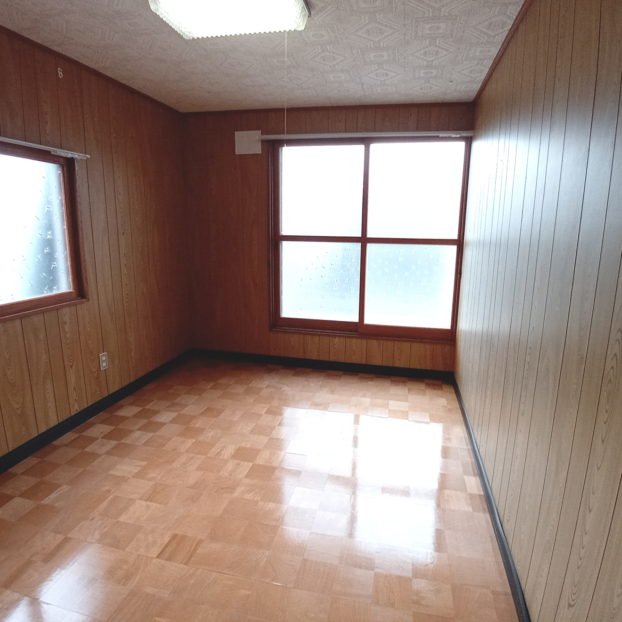 室蘭市柏木町19-10　中古住宅の洋室