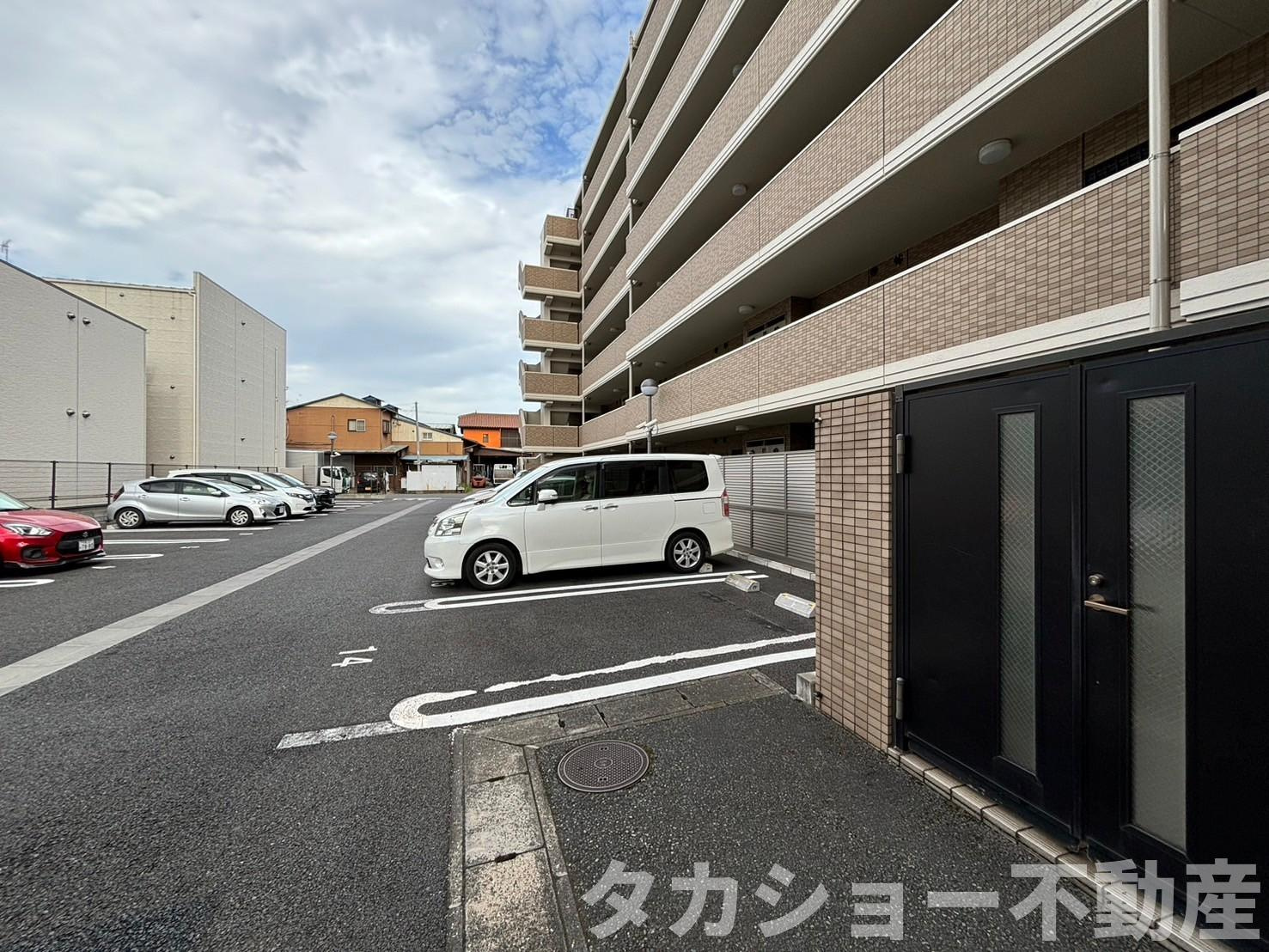 コスモ京葉蘇我の駐車場|駐車場の用意があります