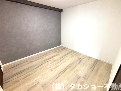 稲毛ファミールハイツ　1号棟の洋室