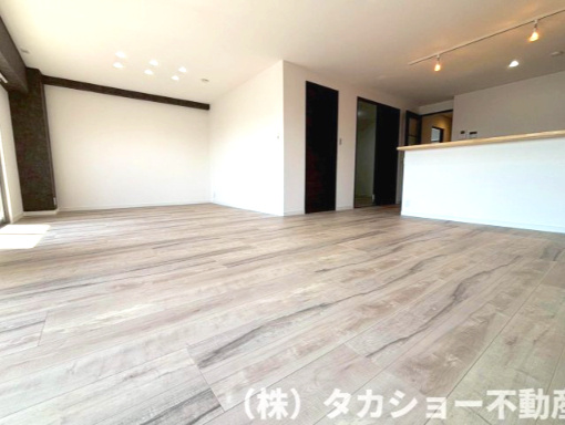 稲毛ファミールハイツ　1号棟の居間・リビング