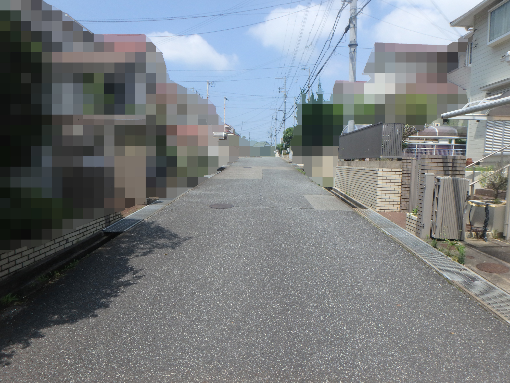 横尾９丁目土地の前面道路含む現地写真