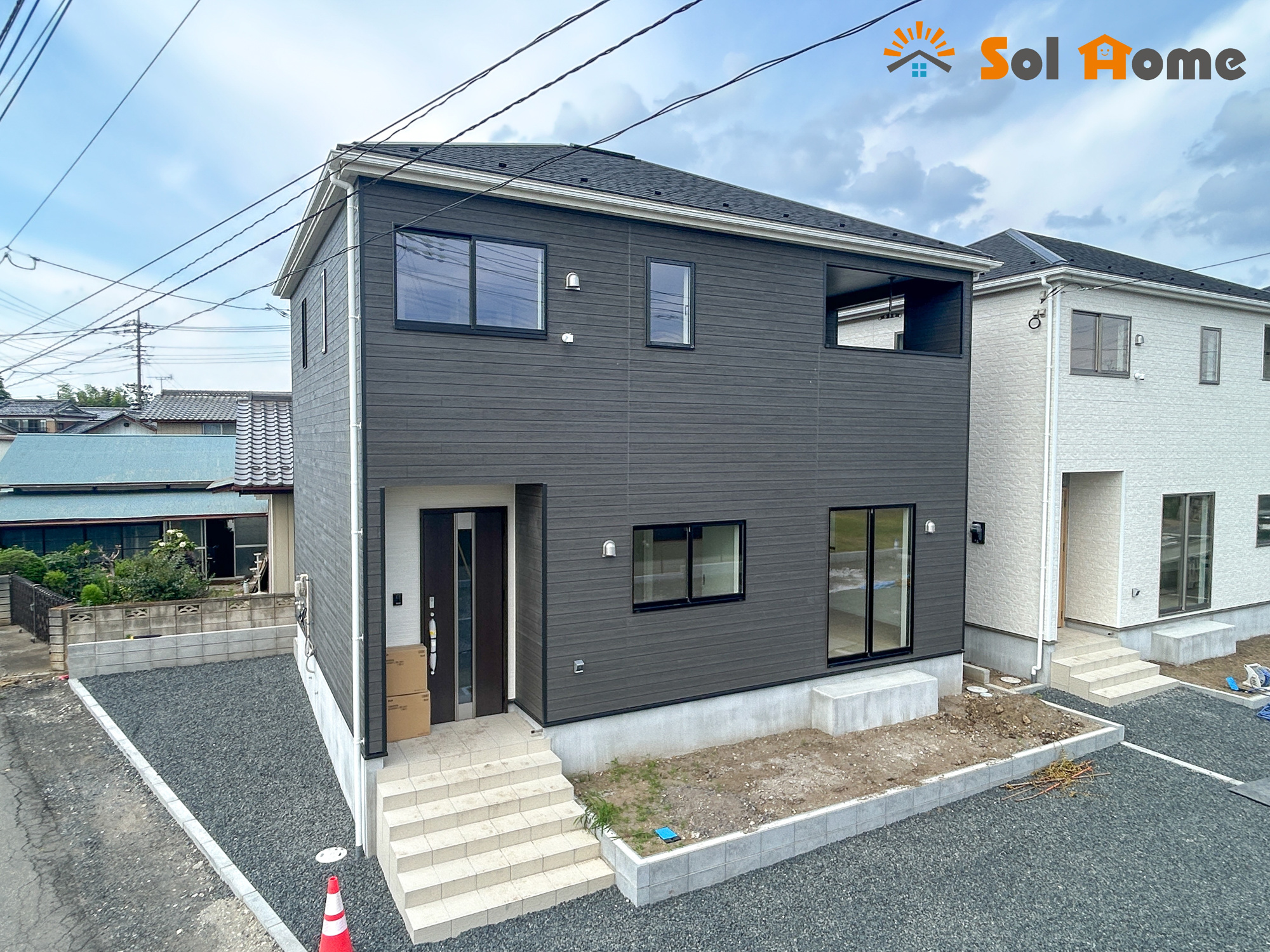 伊勢崎市境米岡第3　新築住宅全3棟の外観|◆本日のご案内も大歓迎です♪◆ 図面や写真では分からない部分を不動産のプロが丁寧にご説明いたします！！ソルホームはいつでもお問い合わせをお待ちしております♪