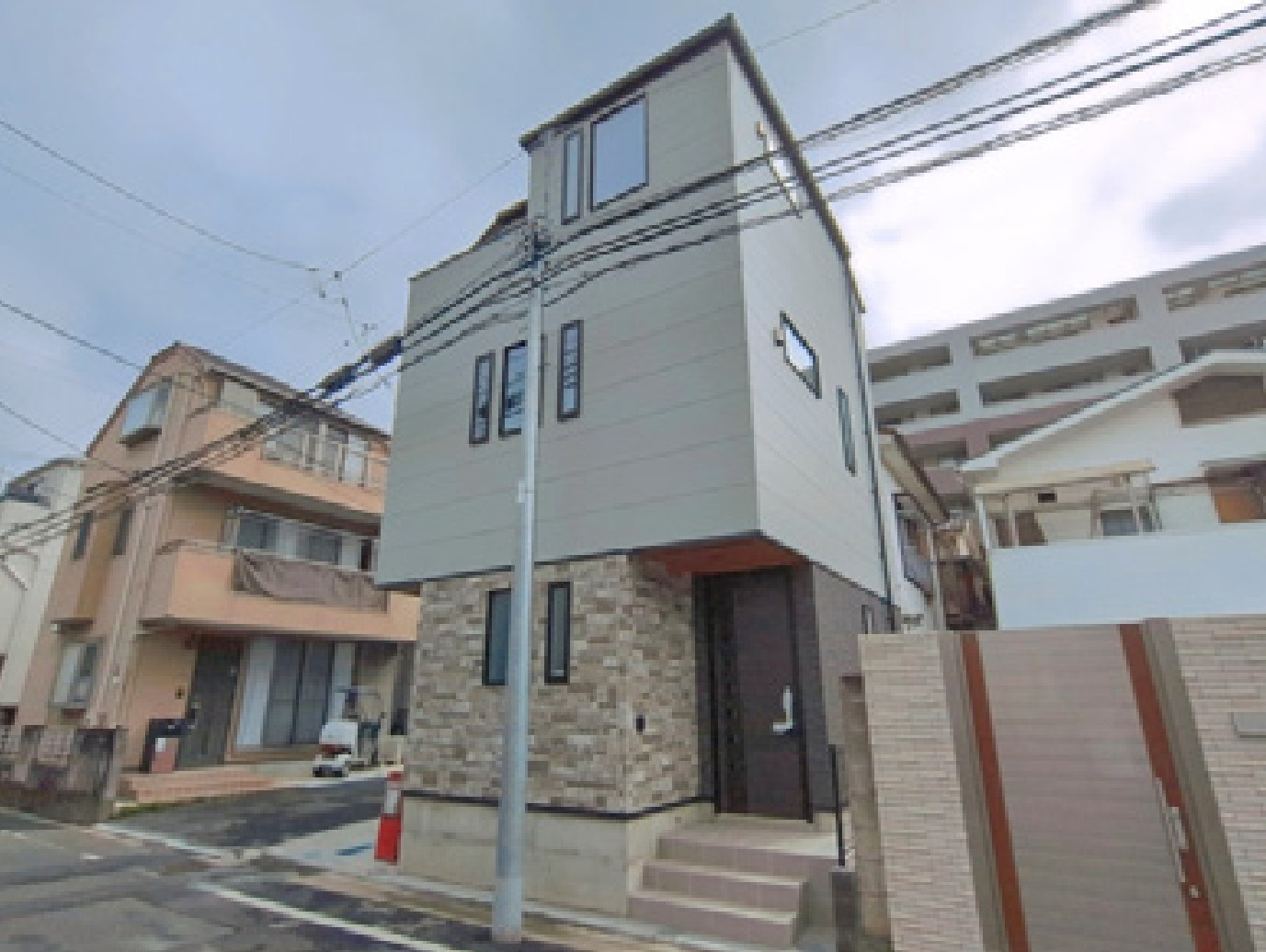 横浜市鶴見区平安町1丁目 新築戸建て【仲介手数料無料】の外観