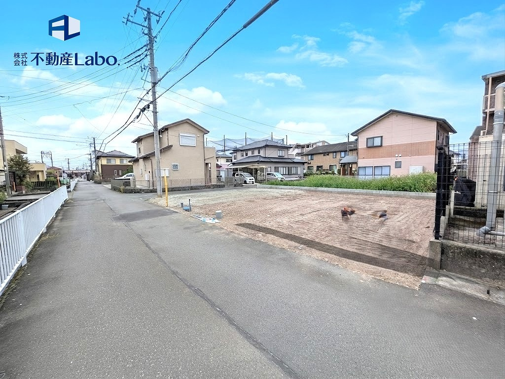 リナージュ　富士市柚木第1期　全1棟の前面道路含む現地写真|完成に向けて工事が着々と進行中♪
現地では建設の様子をご覧いただけます♪