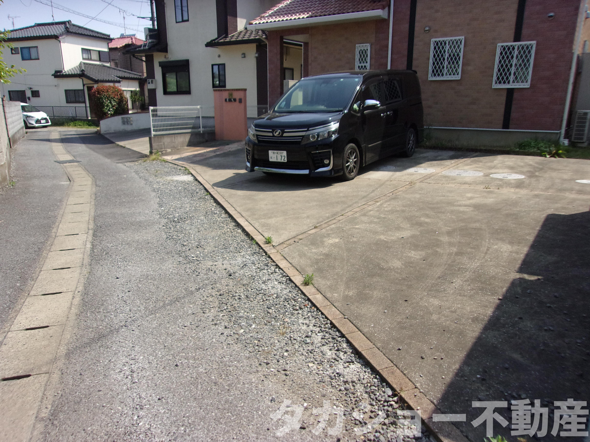 市原市古市場　中古戸建の駐車場