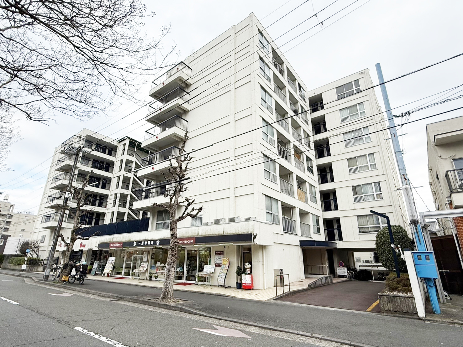 京都一乗寺コーポラスの外観|叡山電鉄叡山本線「茶山・京都芸術大学」駅徒歩5分の立地にございます。