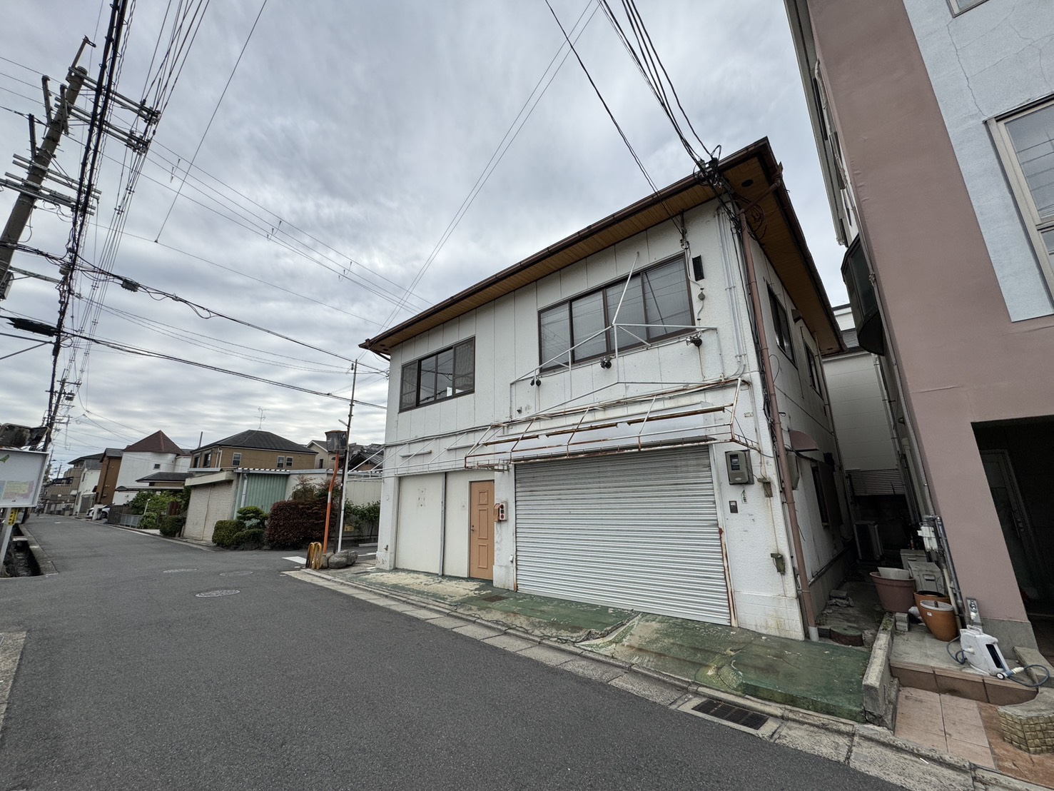 中石切町4丁目の周辺