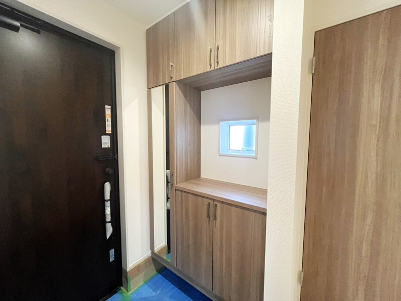 久喜市西大輪（全2棟）2号棟　玄関