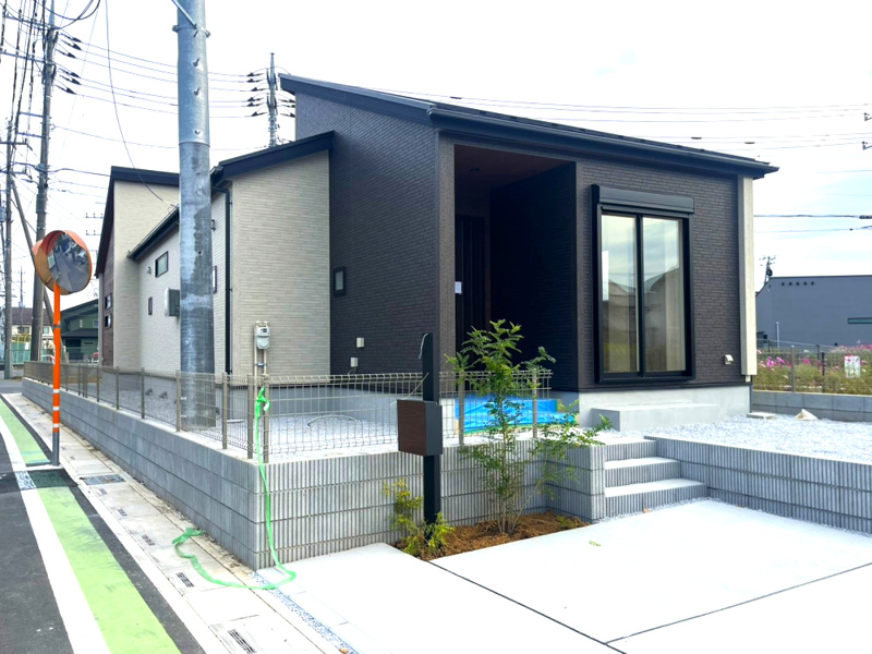 久喜市西大輪（全2棟）2号棟　外観