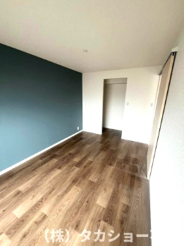 千葉都町マンションの洋室