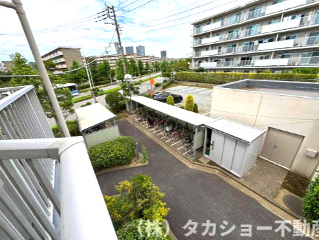 サニーホームズ検見川　1号棟の駐輪場