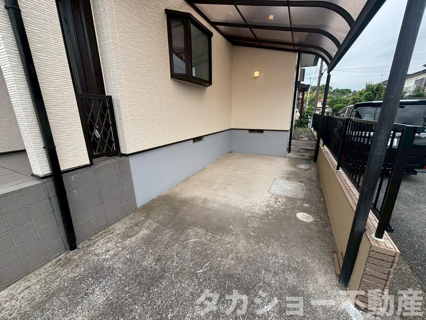 市原市青葉台6丁目　中古戸建の駐車場