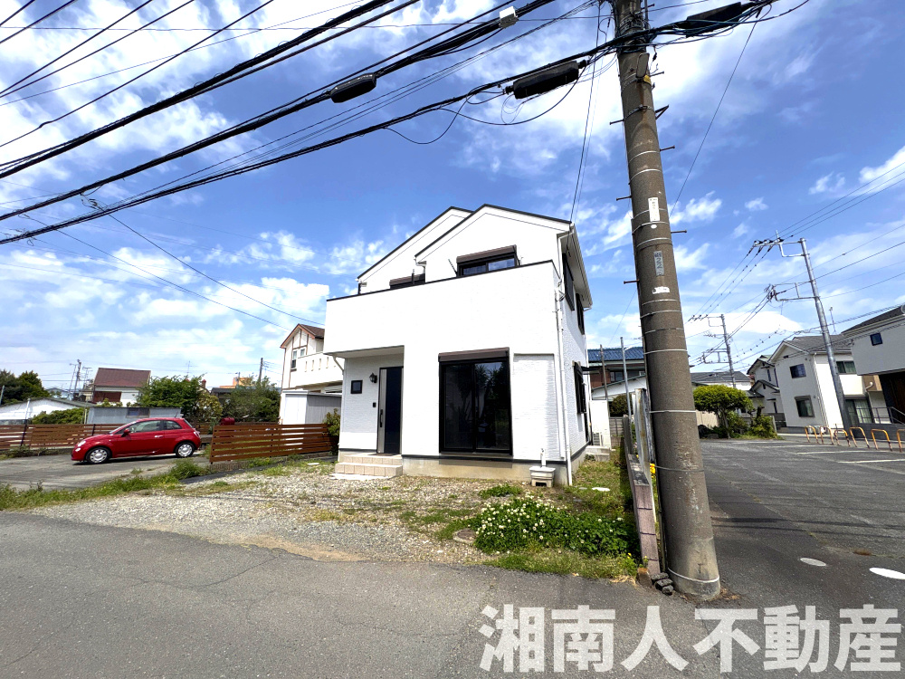 小田原市飯泉　中古戸建の前面道路含む現地写真|前面道路含む現地写真です