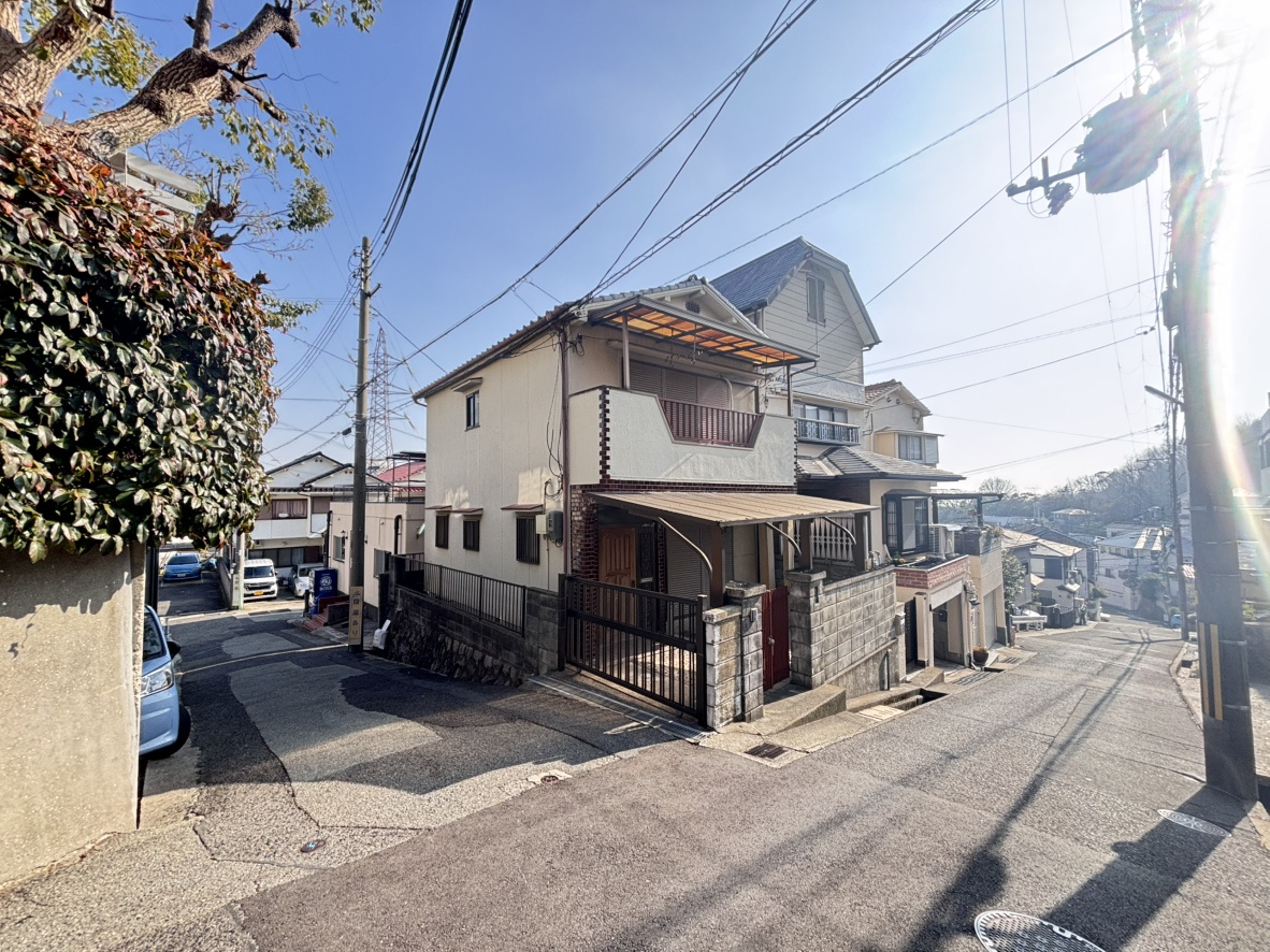 篠原台　建物付き土地の外観|■建築条件なし。お好きな工務店やハウスメーカーで建築可能となります。